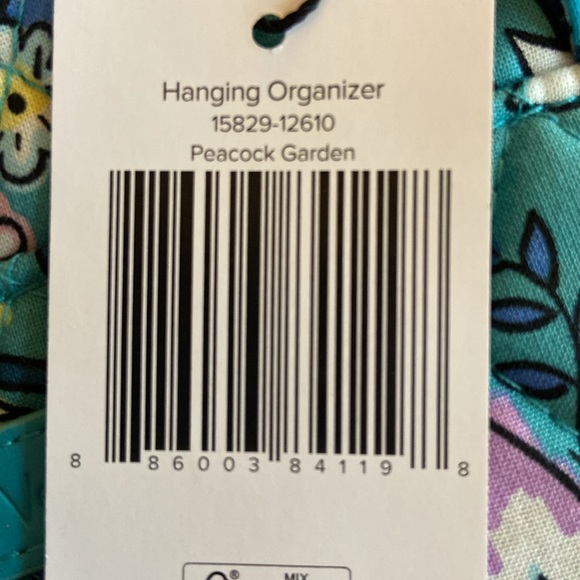 Vera Bradley hanging organizer - Picture 13 of 13